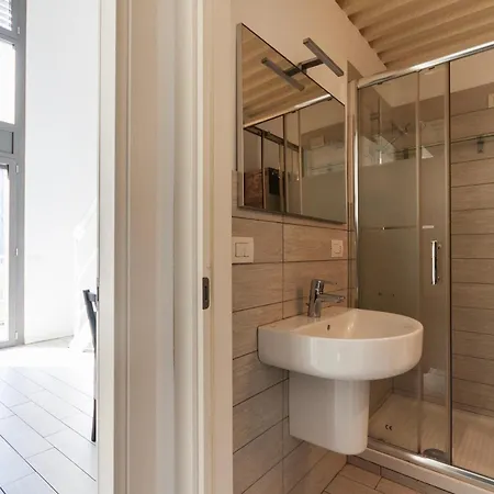 Apartman Youhosty - Bruno Maderna 17 Duplex