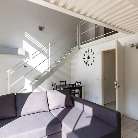 Youhosty - Bruno Maderna 17 Duplex Apartment Mailand